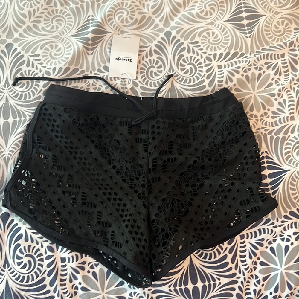 Nwt black swim shorts size medium